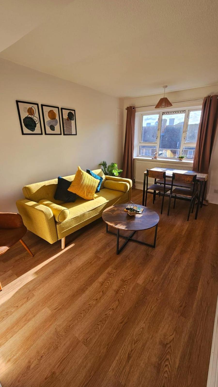 Excel O2 Stunning Large 3 Bedroom Apartment With Balcony 伦敦 外观 照片