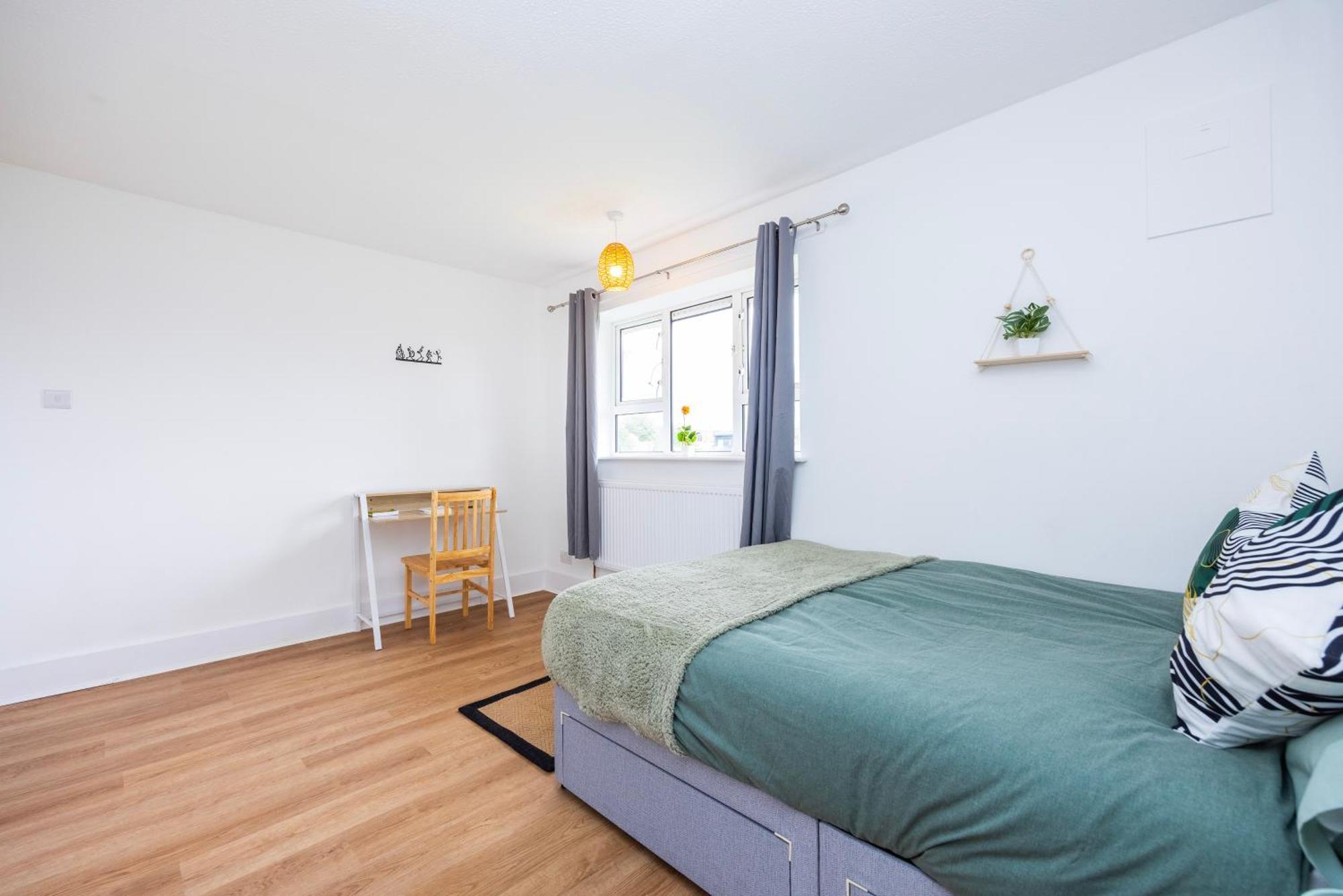 Excel O2 Stunning Large 3 Bedroom Apartment With Balcony 伦敦 外观 照片